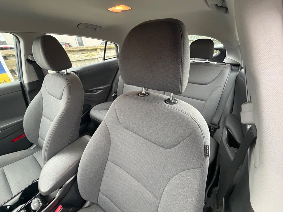 Hyundai Ioniq 40 EV Premium 5d