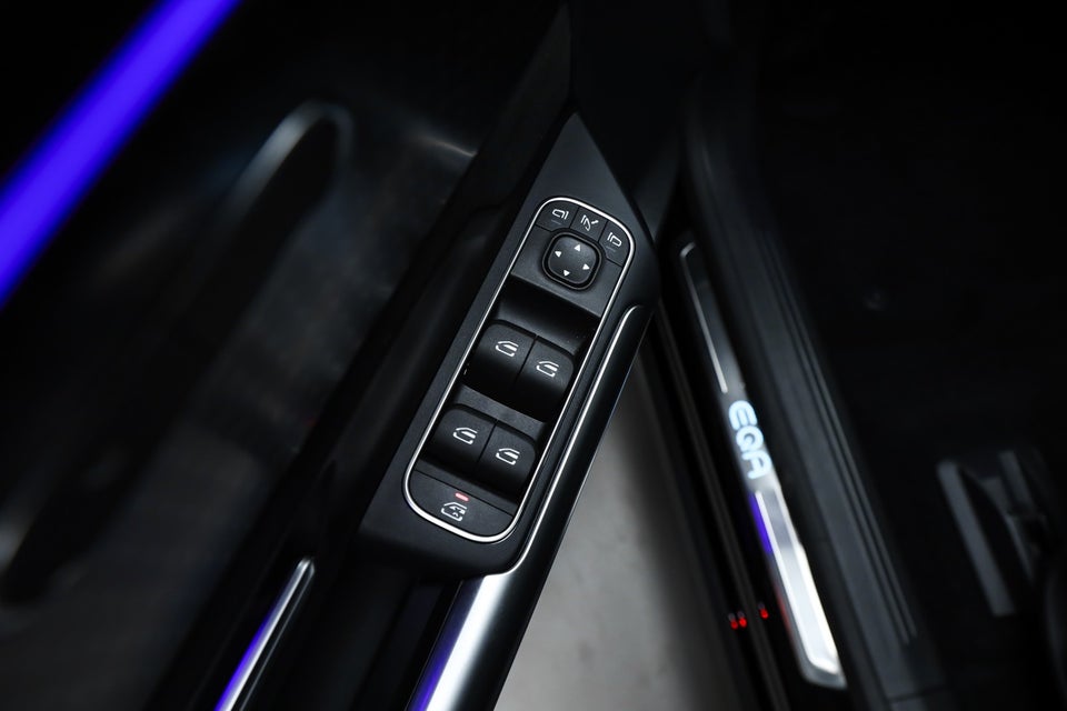 Mercedes EQA350 AMG Advance Plus 4Matic 5d