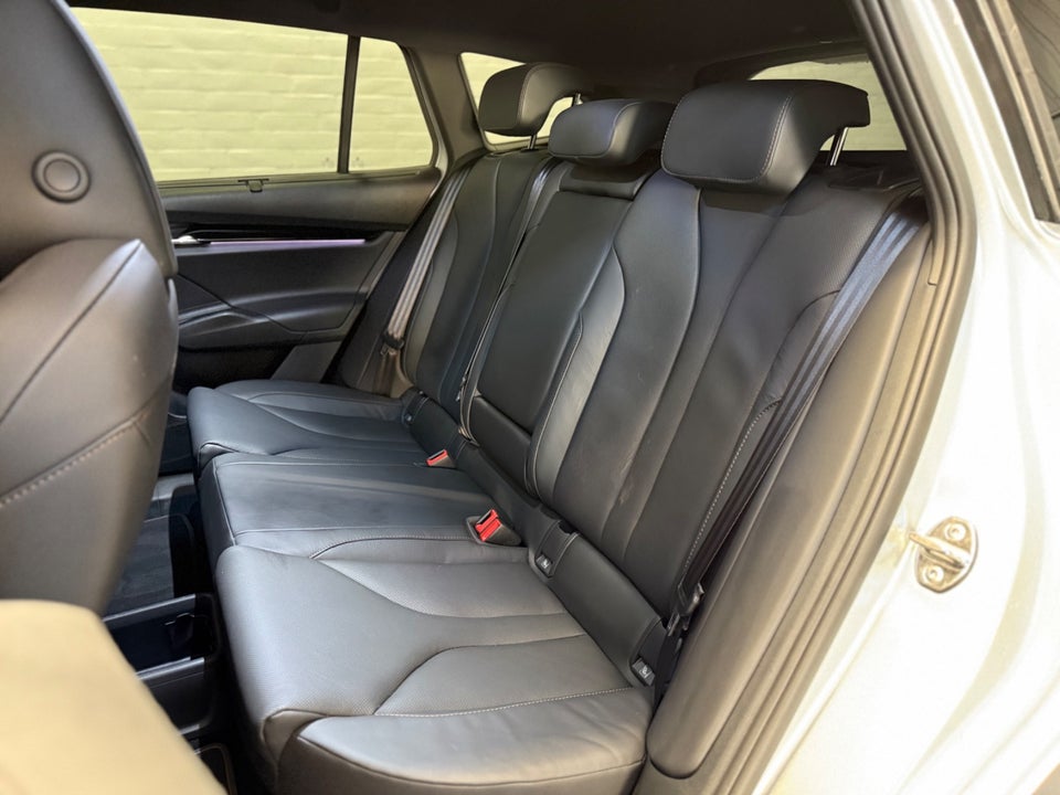 Skoda Enyaq 85 iV Laurin & Klement 5d