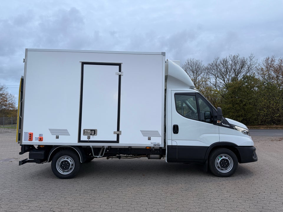 Iveco Daily 3,0 35S18 3750mm Lad AG8