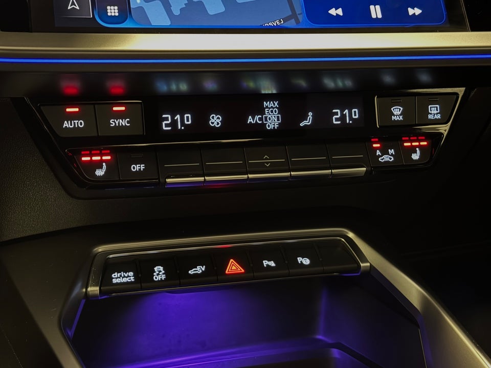 Audi A3 40 TFSi e S-line Sportback S-tr. 5d