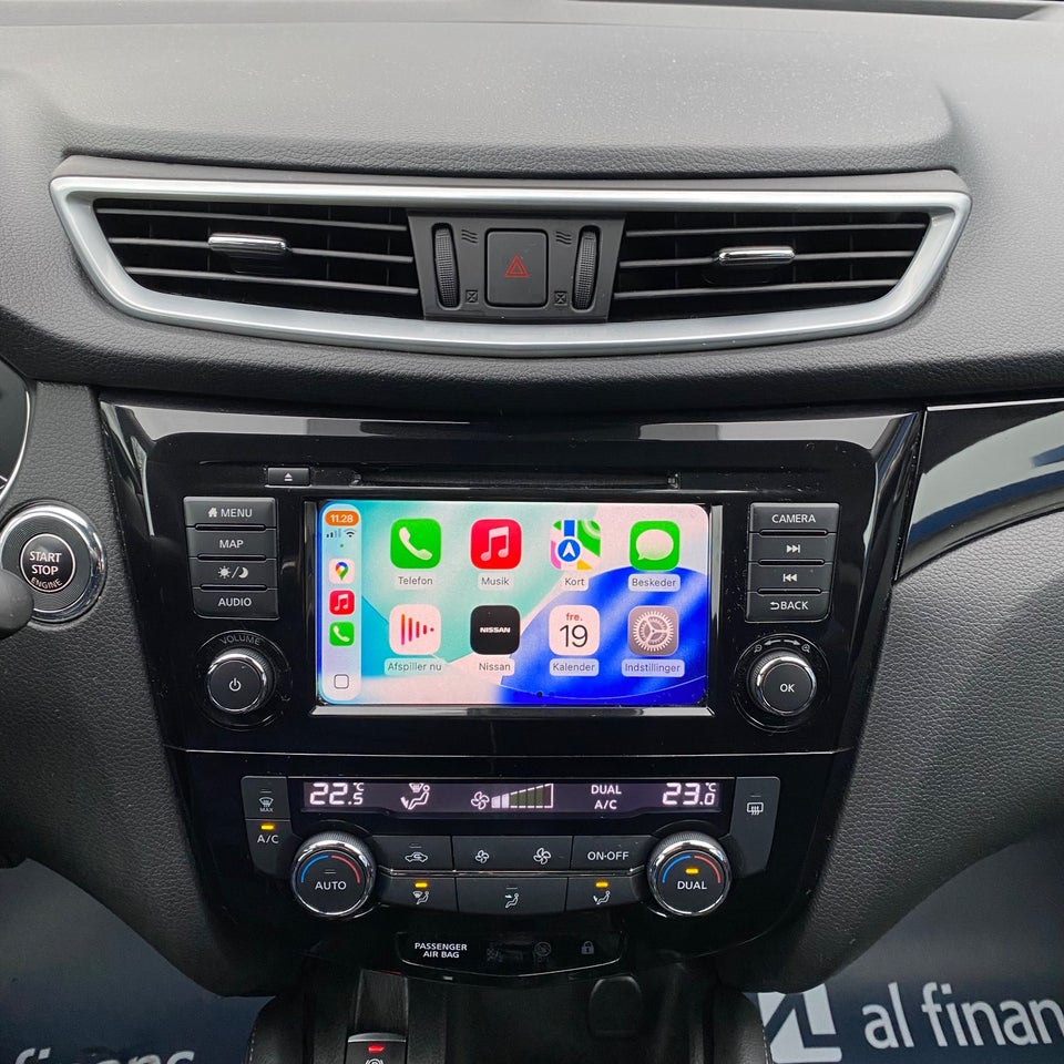 Nissan Qashqai 1,3 Dig-T 140 N-Connecta 5d