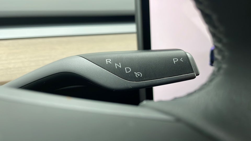 Tesla Model Y Long Range AWD 5d