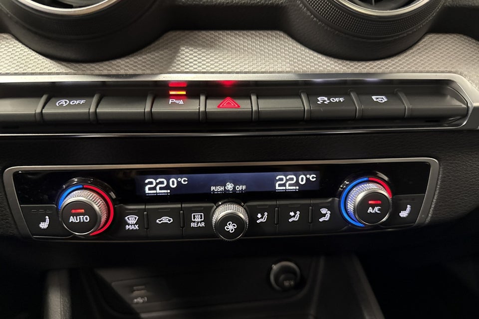 Audi Q2 35 TFSi Prestige S-tr. 5d