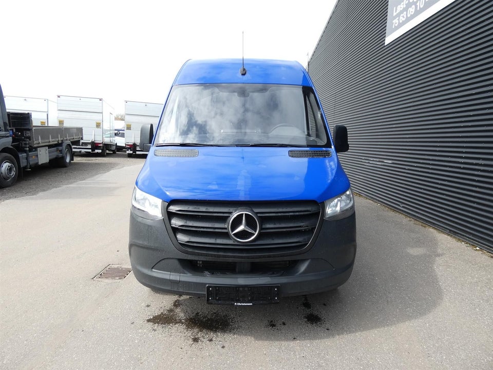 Mercedes Sprinter 317 2,0 CDi A2 Kassevogn aut. RWD