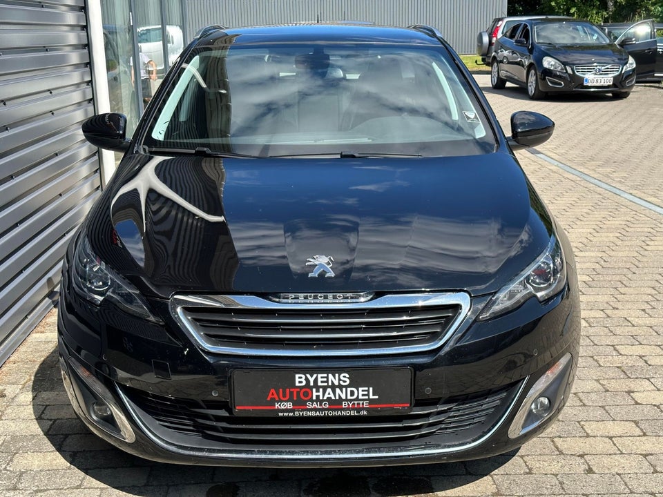 Peugeot 308 1,6 BlueHDi 120 Allure Sky SW EAT6 5d