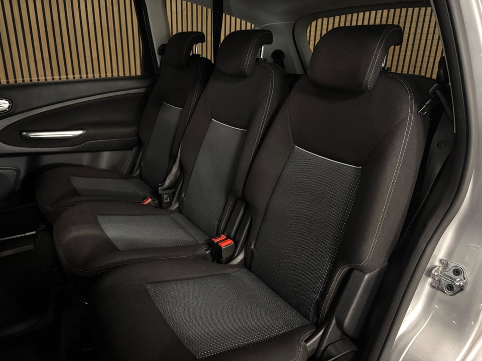 Ford S-MAX 2,0 TDCi 163 Collection 7prs 5d