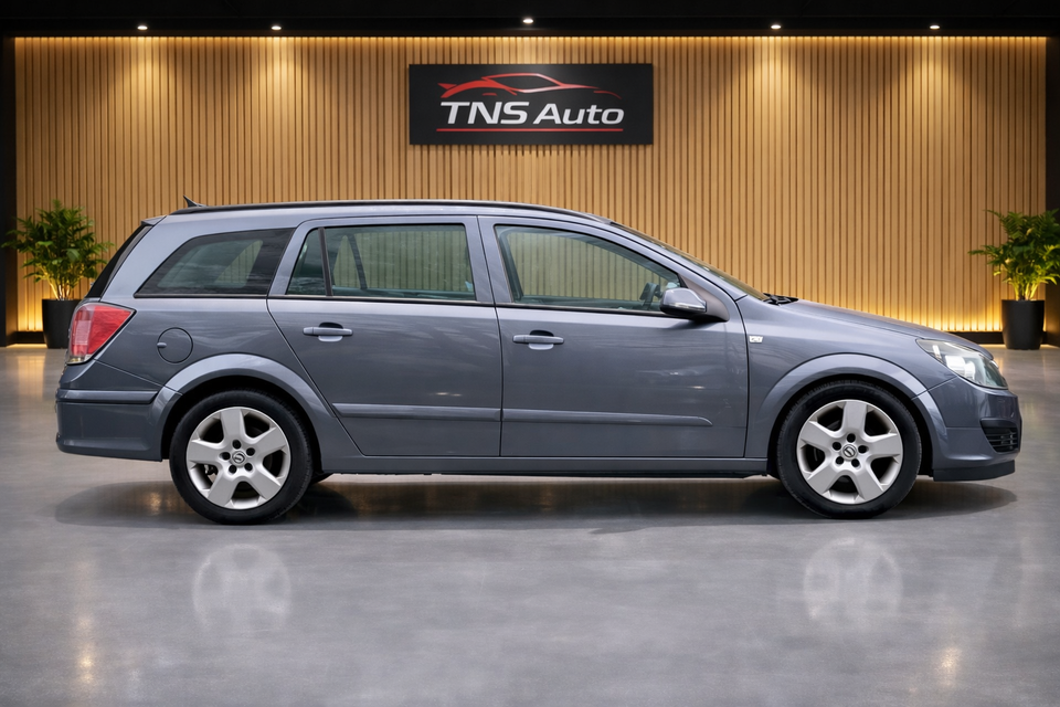 Opel Astra 1,6 16V 115 Enjoy 5d