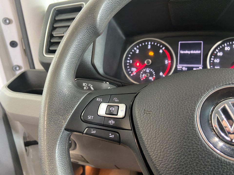 VW Crafter 35 2,0 TDi 177 Kassevogn L3H3 aut.