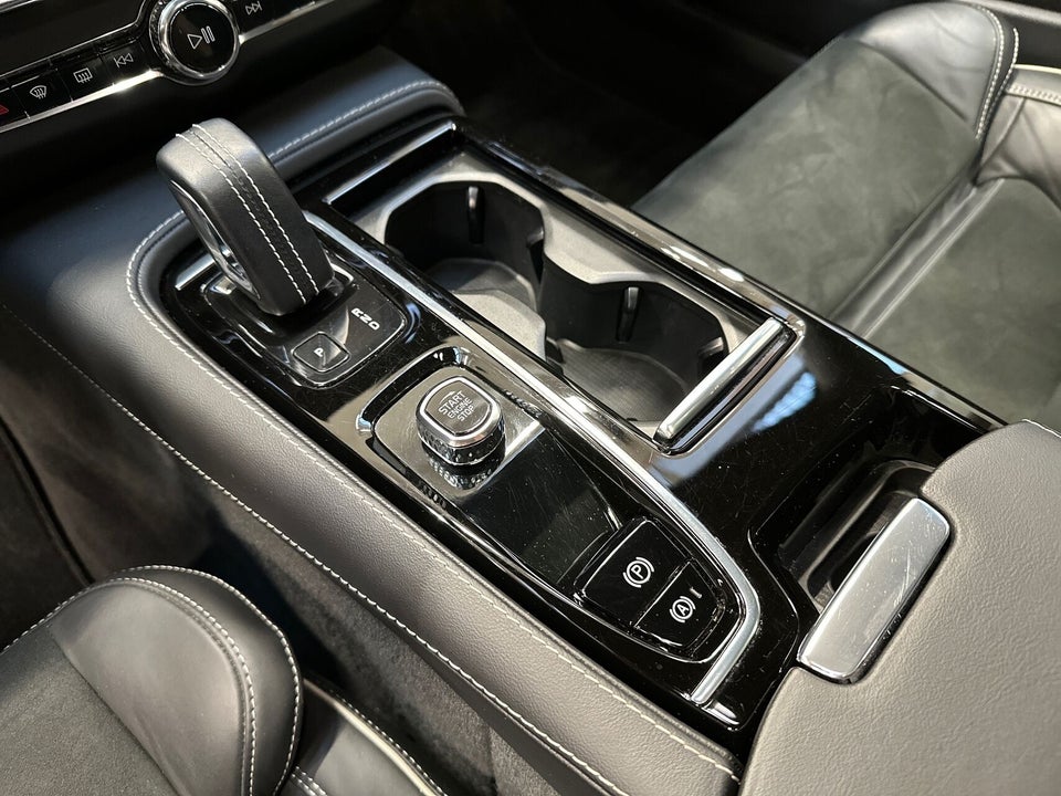 Volvo V90 2,0 T6 ReCharge R-Design aut. AWD 5d