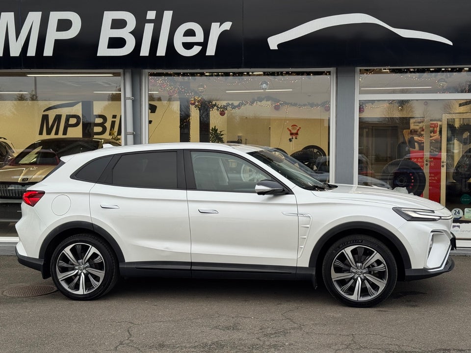 MG Marvel R Luxury 5d