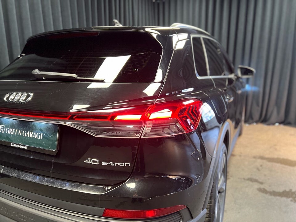 Audi Q4 e-tron 40  5d