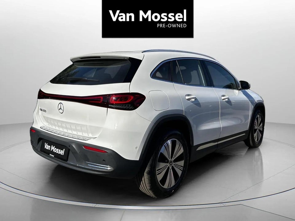 Mercedes EQA250 Progressive 5d