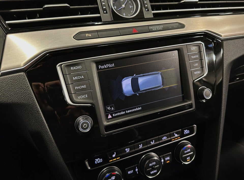 VW Passat 1,8 TSi 180 Highline Variant DSG 5d