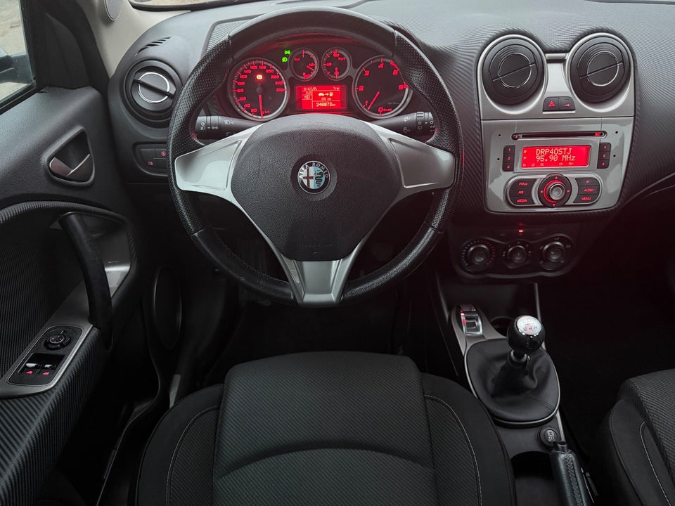 Alfa Romeo MiTo 1,3 JTD 95 Distinctive 3d