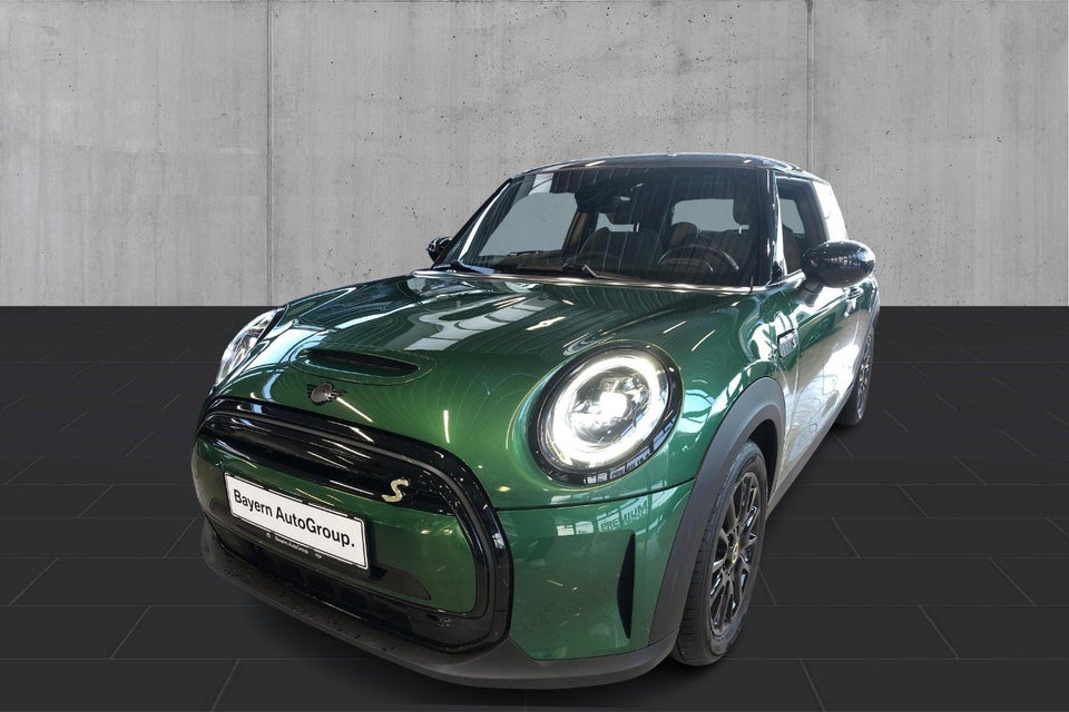 MINI Cooper SE Classic Trim 3d