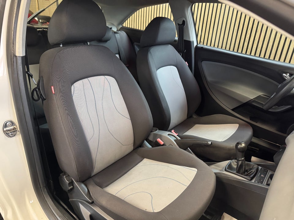 Seat Ibiza 1,2 12V 70 Reference SC 3d