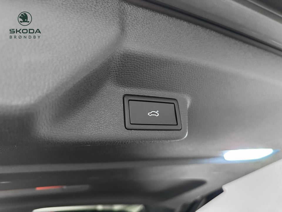 VW ID.Buzz 86 GTX+ 4Motion 7prs LWB 5d