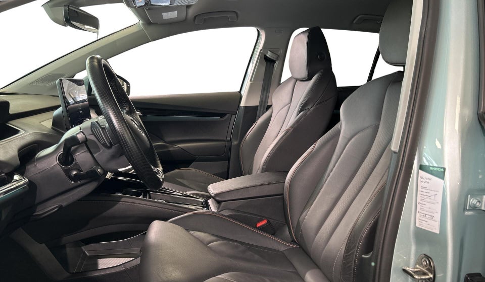 Skoda Enyaq 80 iV Suite 5d