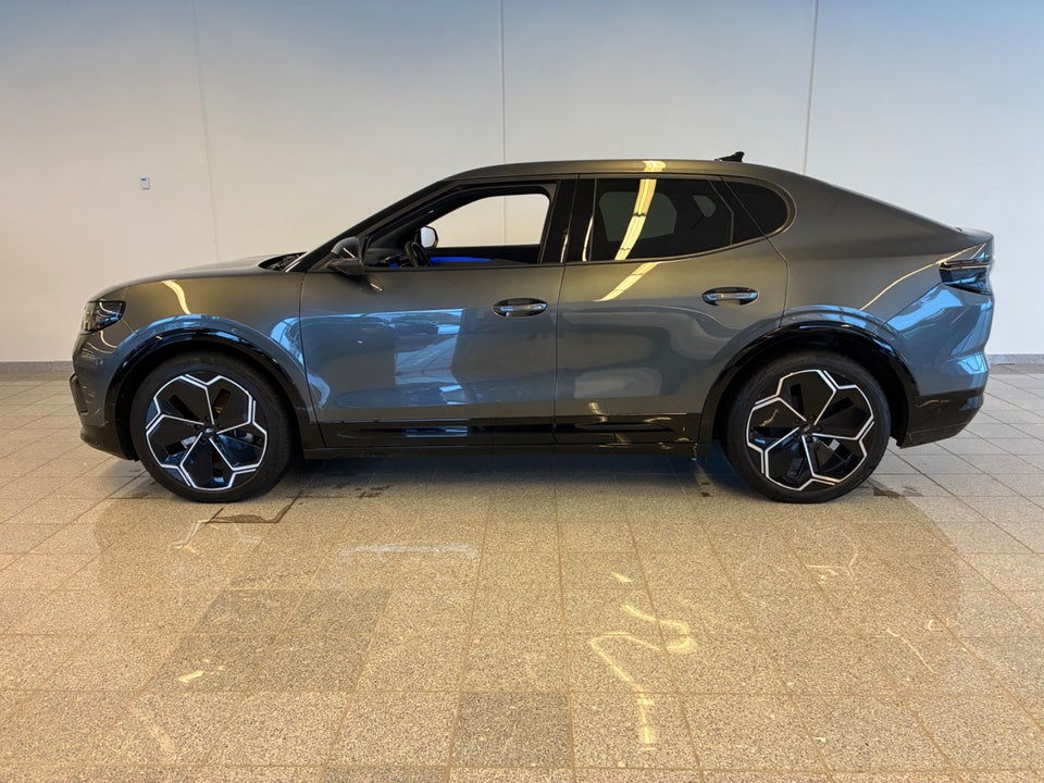 Ford Capri 77 Premium Extended Range 5d