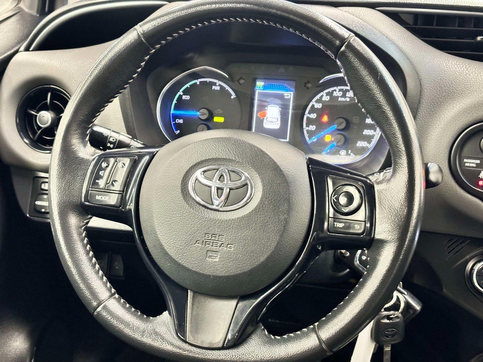 Toyota Yaris 1,5 Hybrid H2 e-CVT 5d