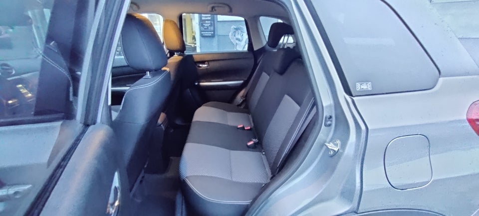 Suzuki Vitara 1,4 mHybrid Active 5d