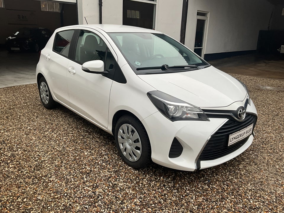 Toyota Yaris 1,0 VVT-i T2 5d