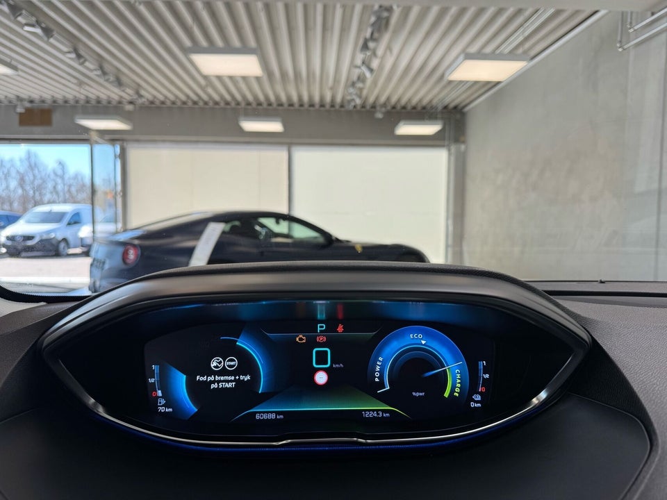Peugeot 3008 1,6 Hybrid Allure Pack EAT8 5d