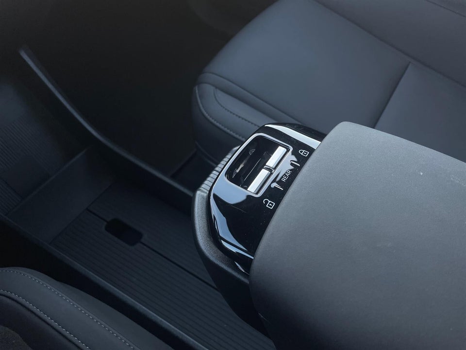 Volvo EX30 Extended Range Ultra 5d