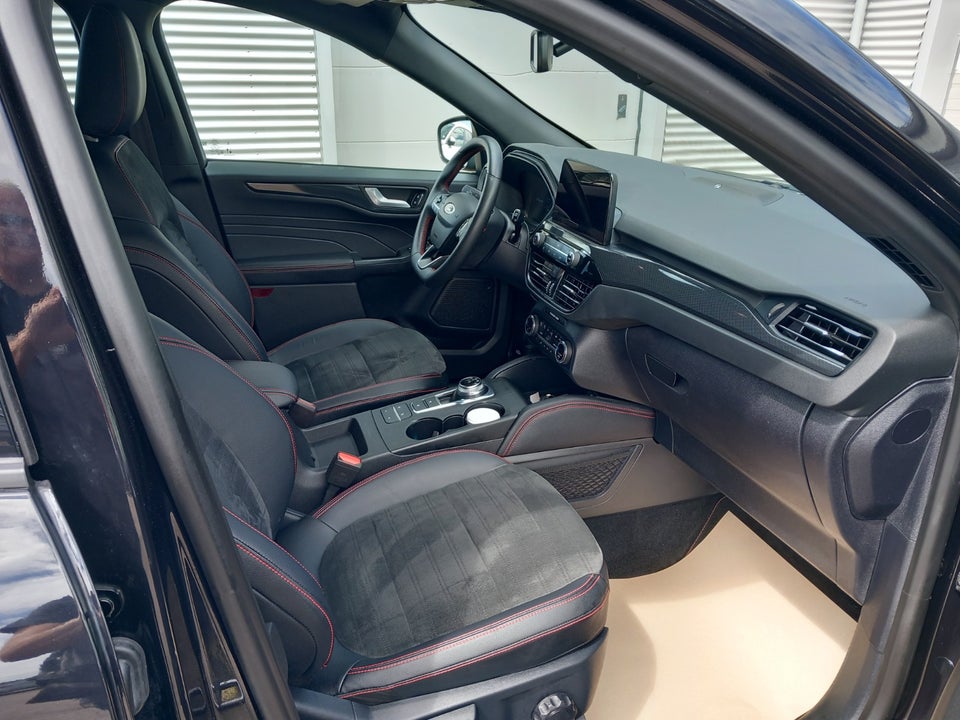 Ford Kuga 2,5 PHEV ST-Line X CVT 5d
