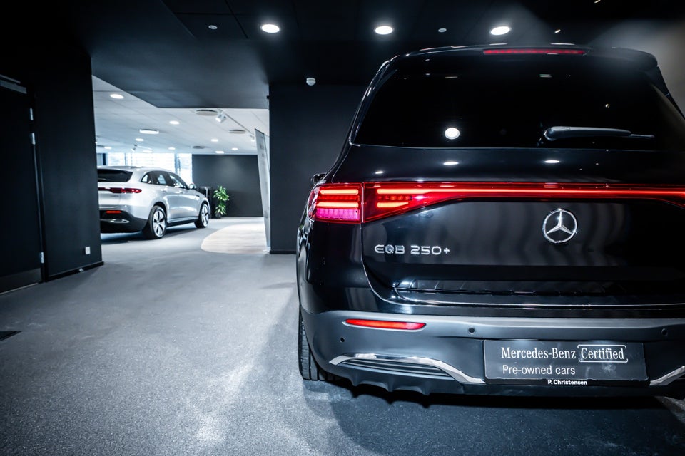 Mercedes EQB250+ AMG Premium 5d