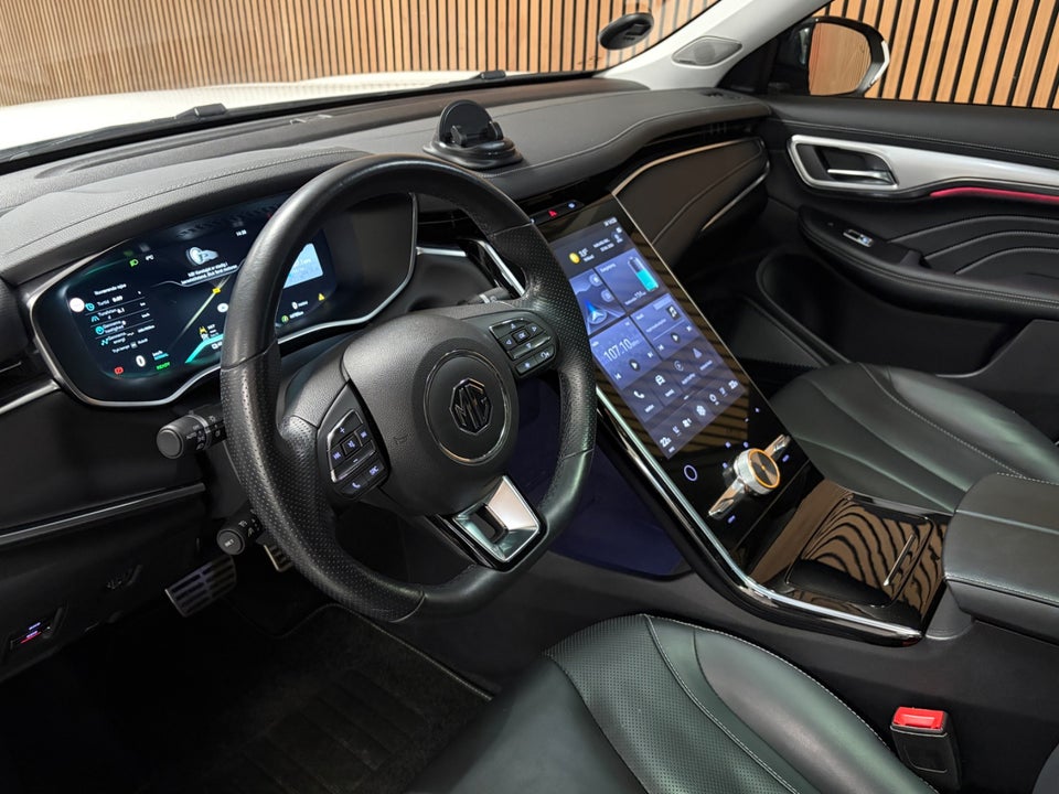 MG Marvel R Performance 5d