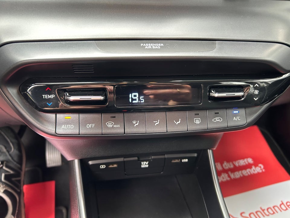 Hyundai i20 1,0 T-GDi Essential DCT 5d