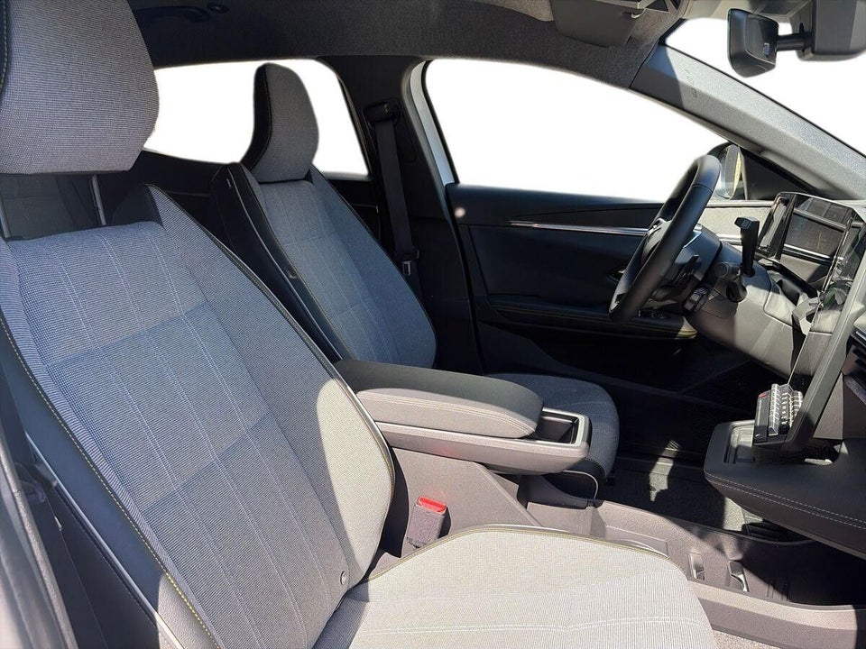 Renault Megane E-Tech 60 Techno+ 5d