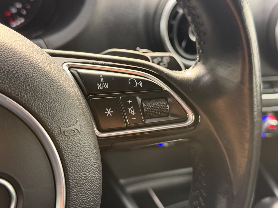 Audi A3 1,4 e-tron Ambition Sportback S-tr. 5d