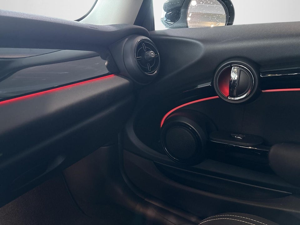 MINI Cooper SE Classic Trim 3d