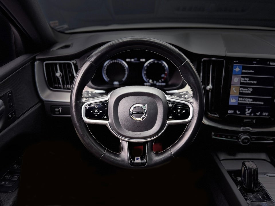 Volvo XC60 2,0 B5 235 R-Design aut. AWD 5d