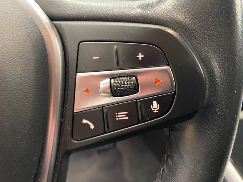 BMW 320d 2,0 Touring Sport Line aut. 5d