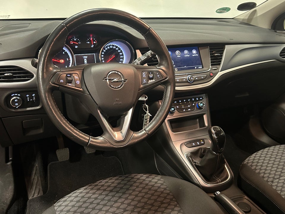 Opel Astra 1,5 D 105 Elegance 5d