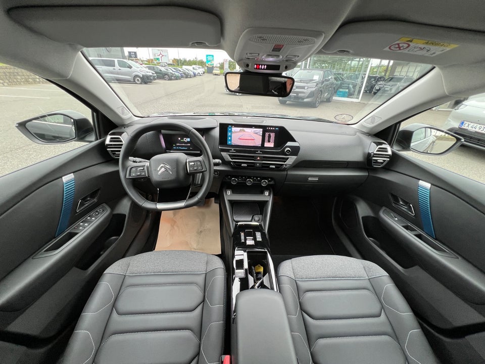 Citroën ë-C4 X 50 Shine 4d