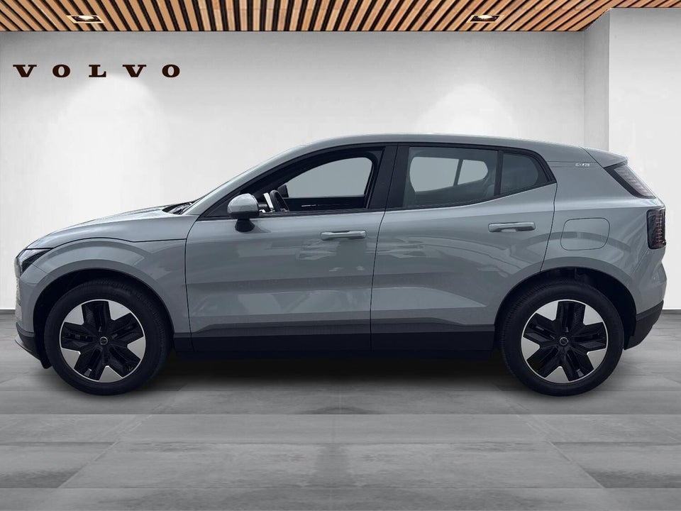 Volvo EX30 Extended Range Core 5d