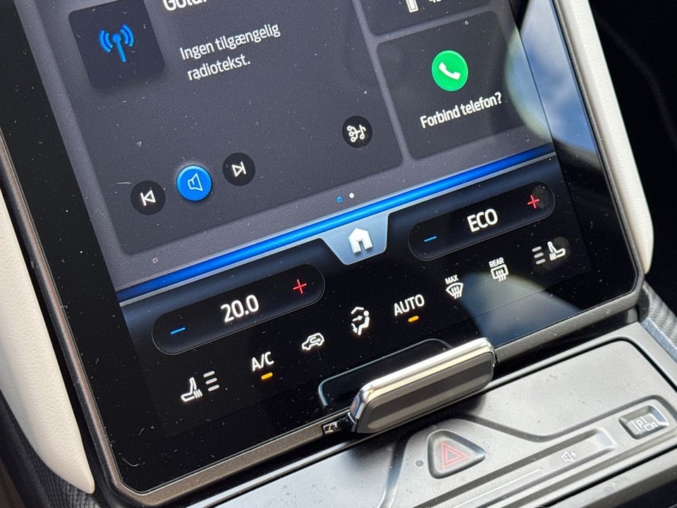 Ford Explorer 77 Premium Extended Range 5d