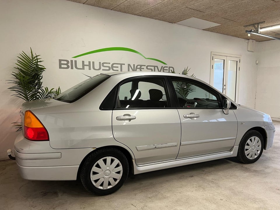 Suzuki Liana 1,6 GLE 4d