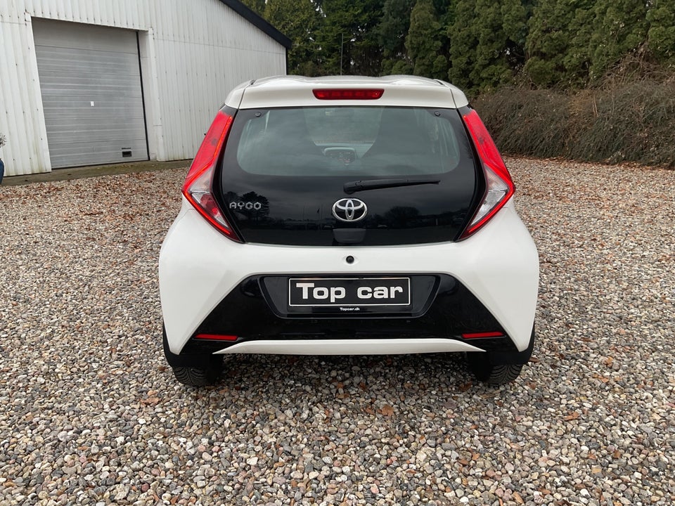 Toyota Aygo 1,0 VVT-i x-plore 5d