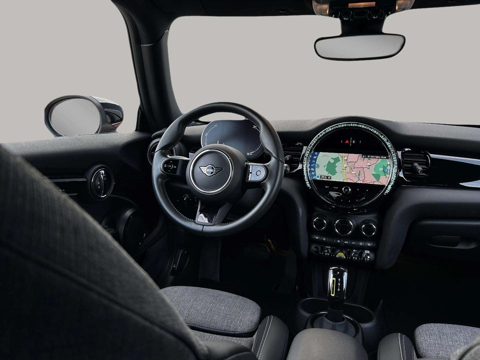 MINI Cooper SE Classic Trim 3d