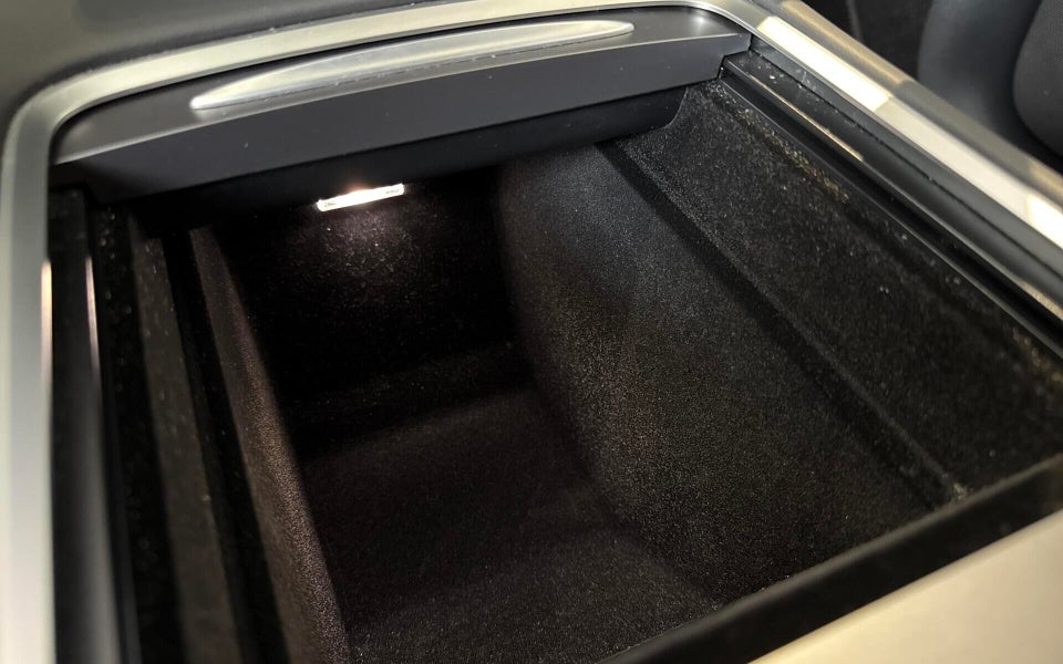 Tesla Model Y Long Range AWD 5d