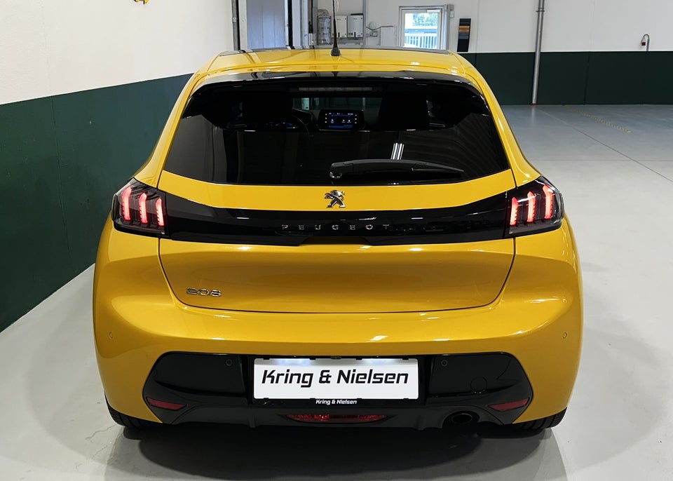 Peugeot 208 1,5 BlueHDi 100 Allure Sky 5d