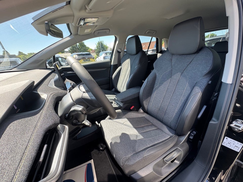 Skoda Elroq 60 iV Loft 5d