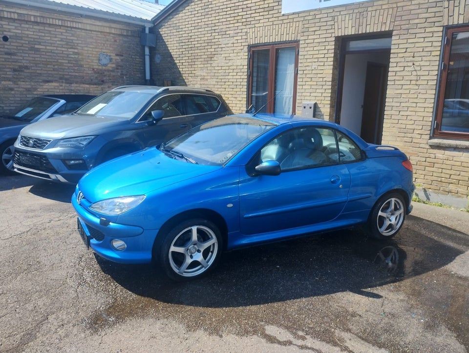 Peugeot 206 1,6 16V CC 2d