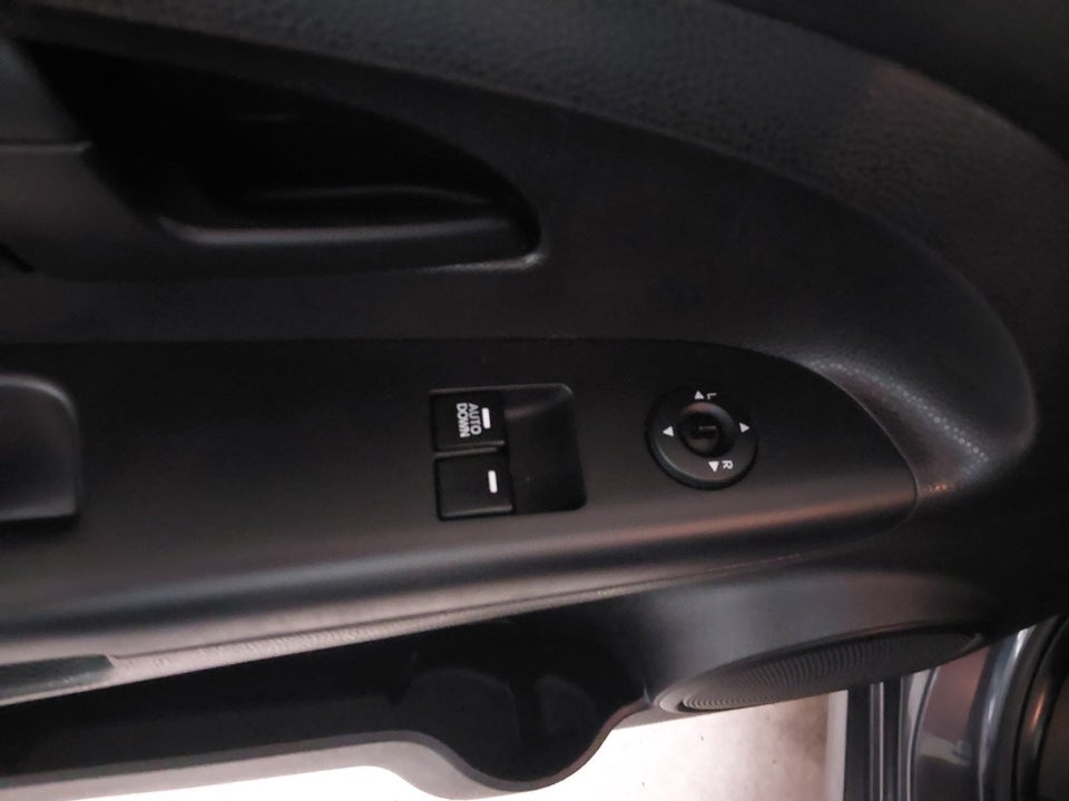 Kia Venga 1,6 CVVT Premium aut. 5d